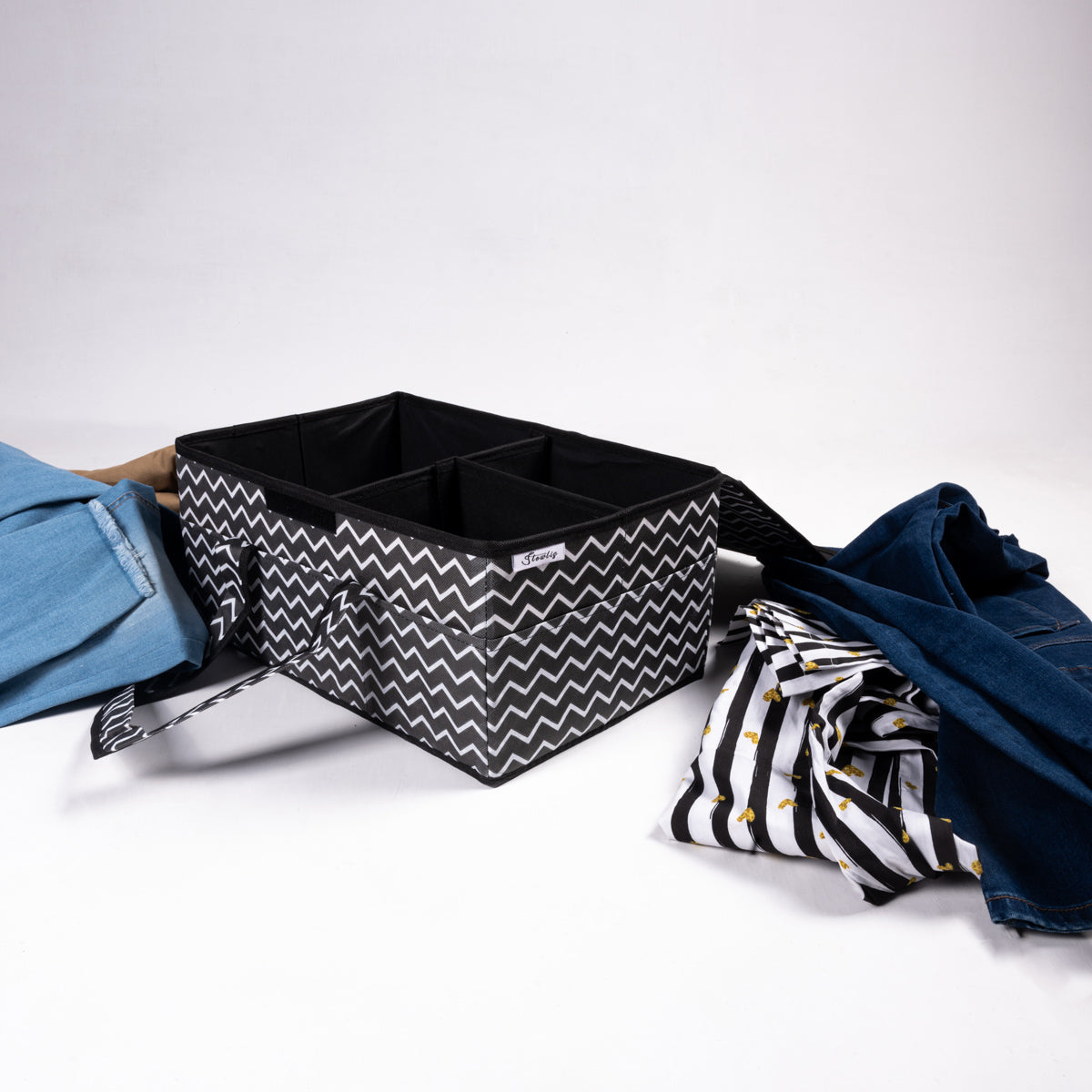 Black Zig Zag Baby Diaper Caddy Set Storage Organizer With Lid